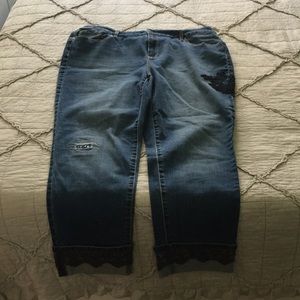 Chico’s platinum ankle jeans with lace trim sz2.5
